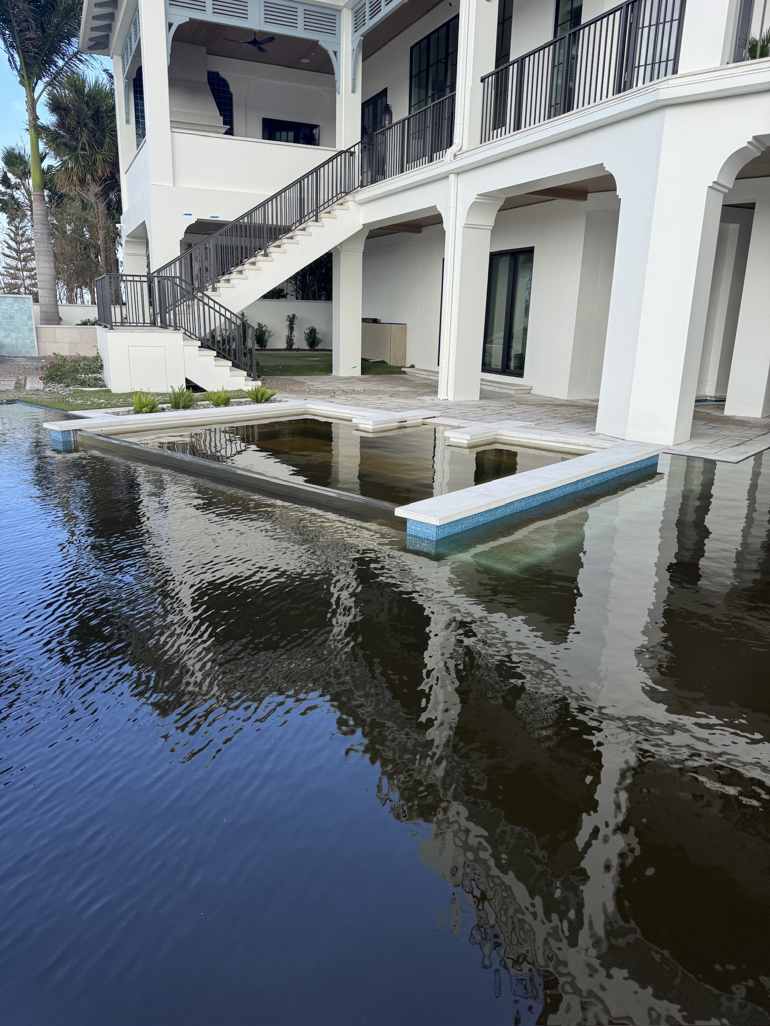 Green pool before Tampa VIP recovery service